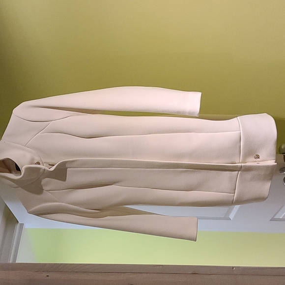 Jacket - Picture 3 of 5